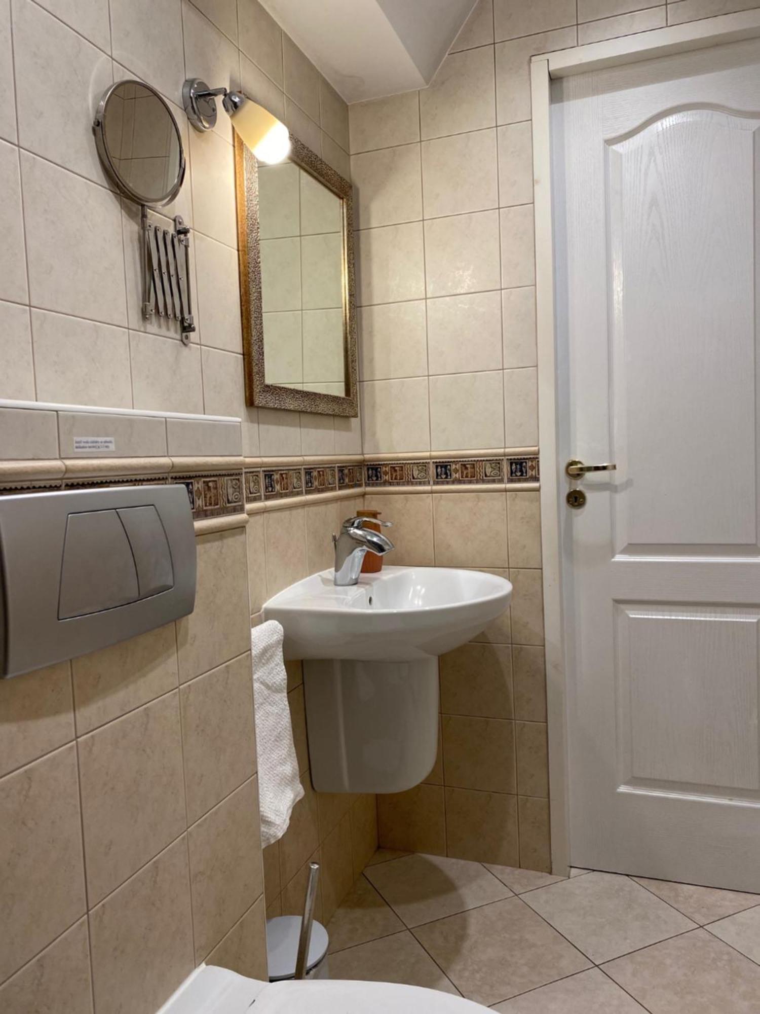 Apartament Plac Moniuszki 11 Kielce Exterior foto