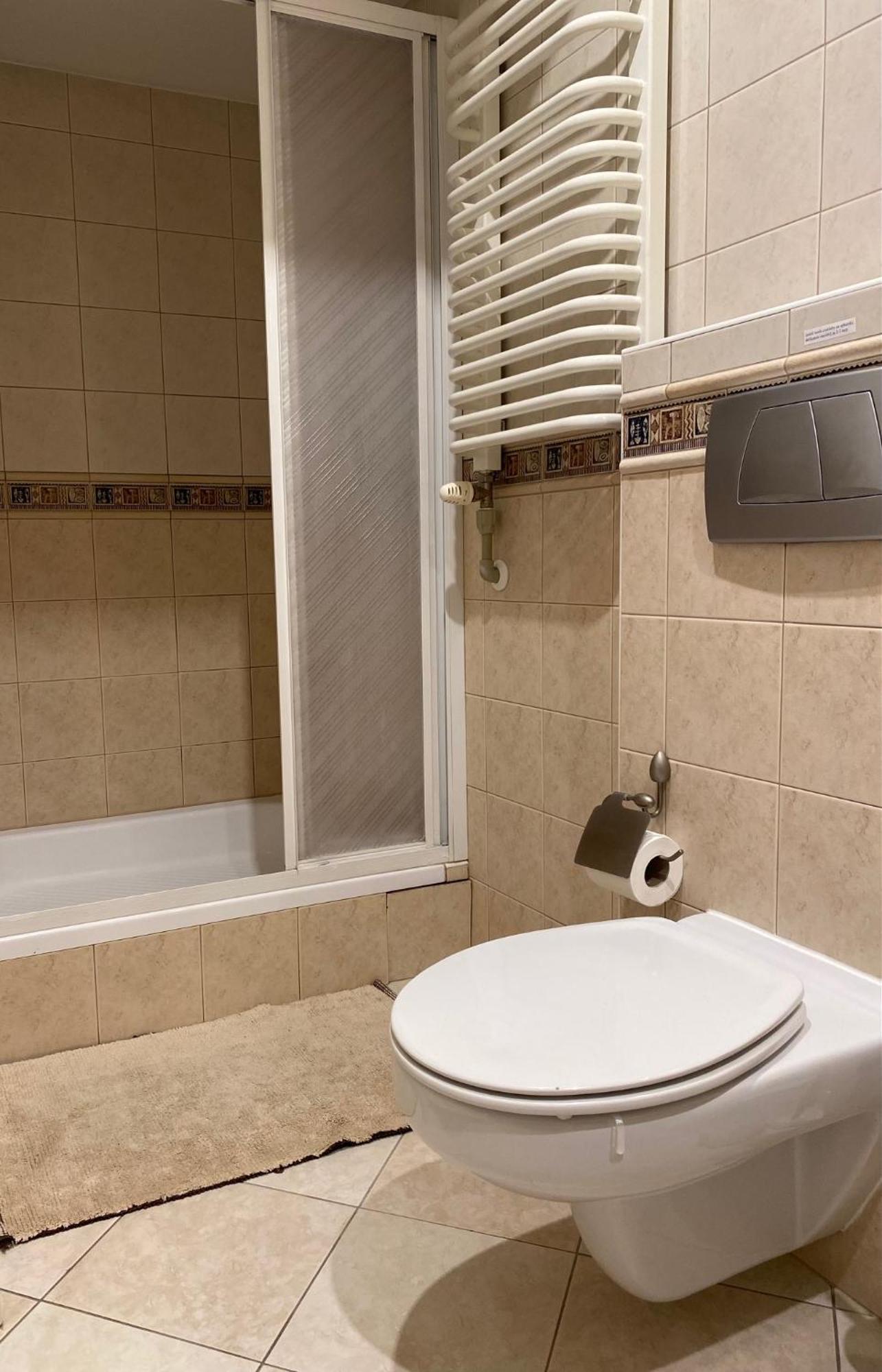 Apartament Plac Moniuszki 11 Kielce Exterior foto